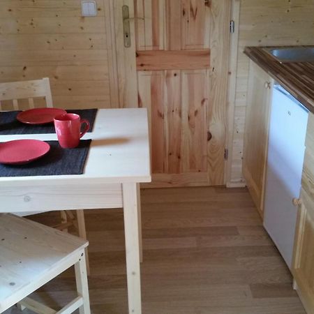 Camping De La Pelouse Jaulny Номер фото