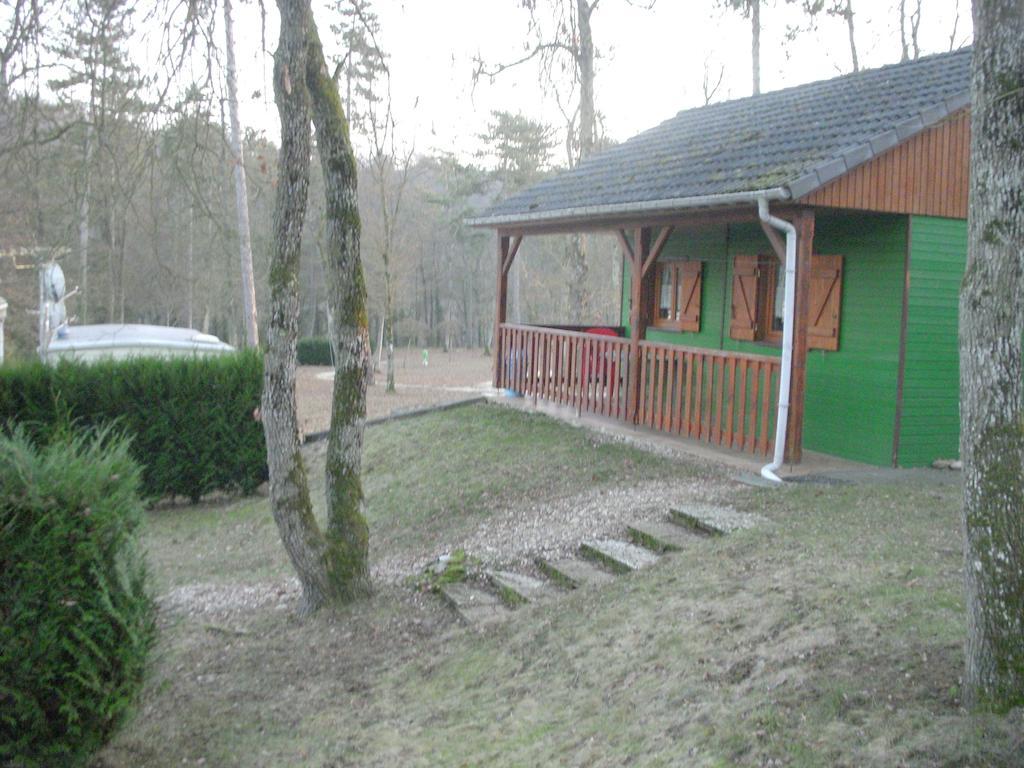 Camping De La Pelouse Jaulny Екстер'єр фото